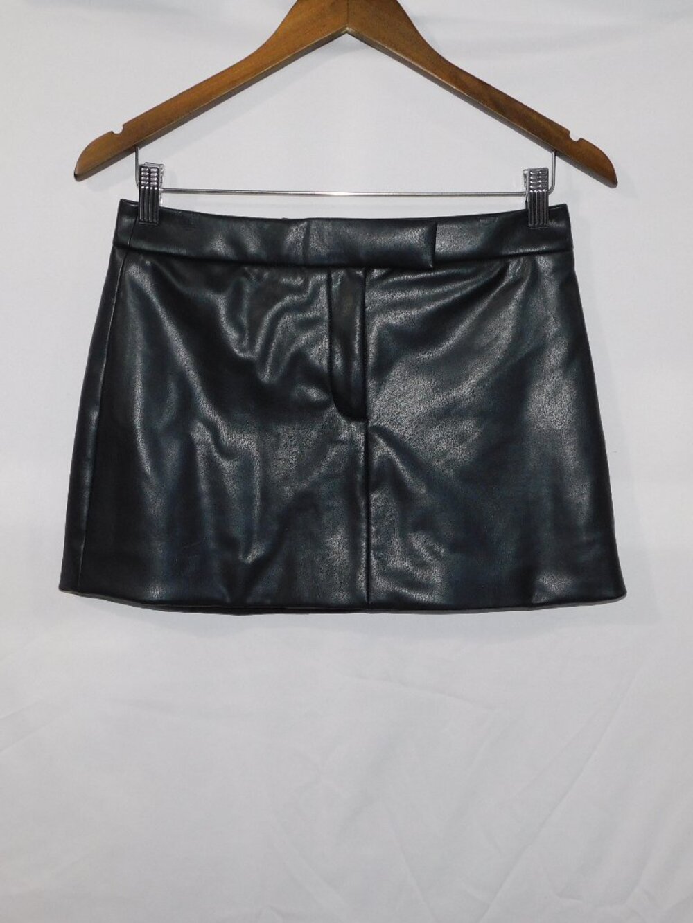 Calvin Klein Black Faux Leather Pleather Black Mini Skirt Womens 2 CK